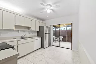 8019 SE Villa Cir, Hobe Sound, FL 33455 - Photo 5