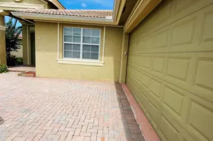 6354 Astor Pl, Vero Beach, FL 32966 - Photo 7