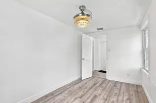 628 55th St, West Palm Beach, FL 33407 - Photo 9