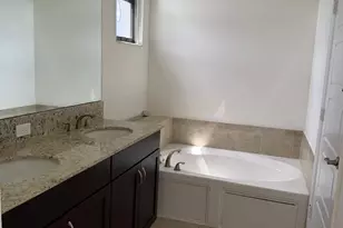 894 NE 191st St, Miami, FL 33179 - Photo 17