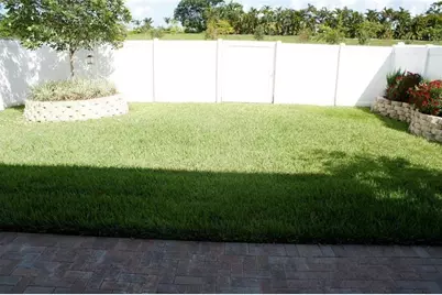894 NE 191st Street, Miami, FL 33179 - Photo 23