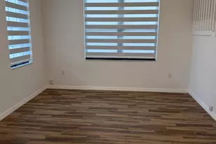 894 NE 191st St, Miami, FL 33179 - Photo 17