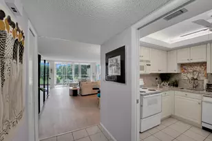 804 Cypress Grove Ln, Pompano Beach, FL 33069 - Photo 5
