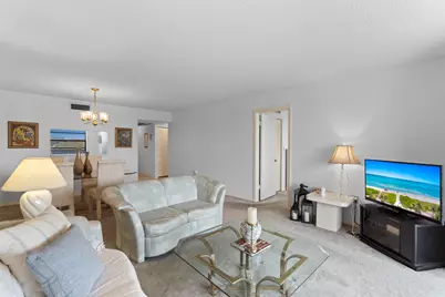 900 Colony Point Circle #511, Pembroke Pines, FL 33026 - Photo 11