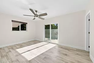 6530 Hayes St, Hollywood, FL 33024 - Photo 9