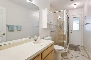 501 NW Colonial St, Port Saint Lucie, FL 34983 - Photo 11