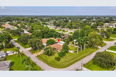 501 NW Colonial Street, Port Saint Lucie, FL 34983 - Photo 19