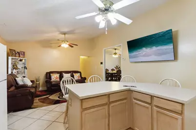 501 NW Colonial Street, Port Saint Lucie, FL 34983 - Photo 5
