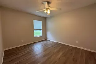 548 SW Undallo Rd, Port Saint Lucie, FL 34953 - Photo 9