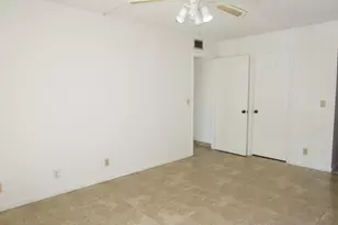 208 Foxtail Dr, Greenacres, FL 33415 - Photo 25