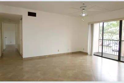 208 Foxtail Drive #D2, Greenacres, FL 33415 - Photo 5