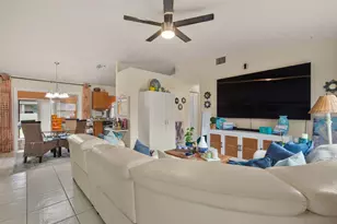 1842 SE Carvalho St, Port Saint Lucie, FL 34983 - Photo 3