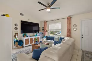1842 SE Carvalho St, Port Saint Lucie, FL 34983 - Photo 5