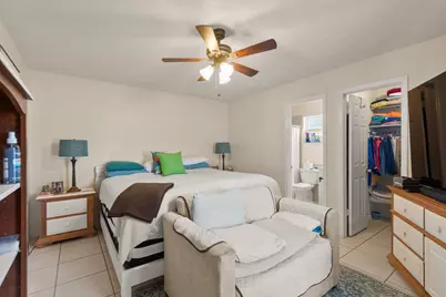 1842 SE Carvalho Street, Port Saint Lucie, FL 34983 - Photo 17