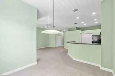 526 Commons Drive, Palm Beach Gardens, FL 33418 - Photo 11