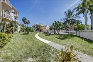 1967 S Ocean Blvd, Lauderdale by the Sea, FL 33062 - Photo 17