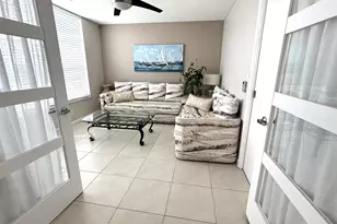 605 Oaks Dr, Pompano Beach, FL 33069 - Photo 5