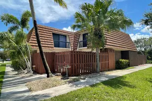 825 Center St, Jupiter, FL 33458 - Photo 5
