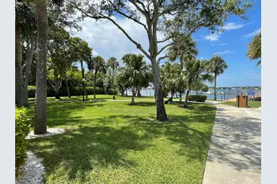 825 Center Street #8A, Jupiter, FL 33458 - Photo 3