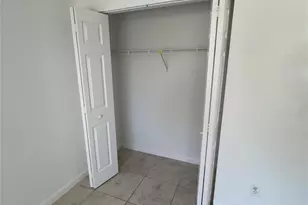 445 Lakeview Dr, Weston, FL 33326 - Photo 9