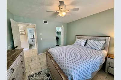 901 Pinecrest Circle #B, Jupiter, FL 33458 - Photo 11