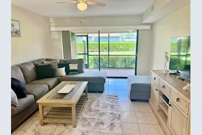 901 Pinecrest Circle #B, Jupiter, FL 33458 - Photo 5