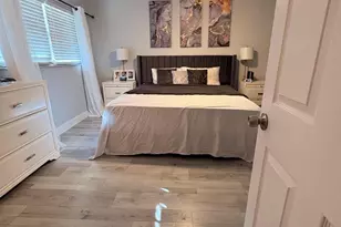 605 Oaks Dr, Pompano Beach, FL 33069 - Photo 17