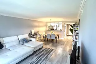 605 Oaks Dr, Pompano Beach, FL 33069 - Photo 9