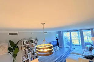 605 Oaks Dr, Pompano Beach, FL 33069 - Photo 11