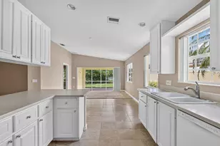 12140 SW Elsinore Dr, Port Saint Lucie, FL 34987 - Photo 7