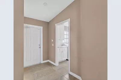 12140 SW Elsinore Drive, Port Saint Lucie, FL 34987 - Photo 11