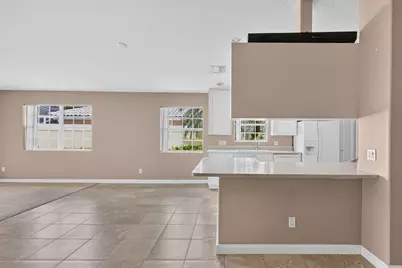 12140 SW Elsinore Drive, Port Saint Lucie, FL 34987 - Photo 5