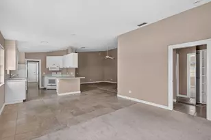 12140 SW Elsinore Dr, Port Saint Lucie, FL 34987 - Photo 9
