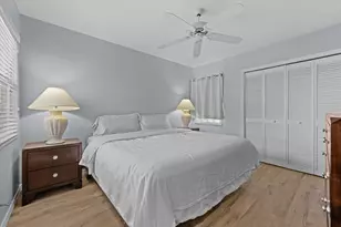 2104 Country Golf Dr, Wellington, FL 33414 - Photo 11