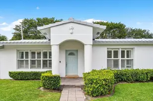 125 Gregory Pl, West Palm Beach, FL 33405 - Photo 1