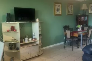 102 Sheffield E, West Palm Beach, FL 33417 - Photo 5