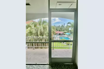580 Egret Drive #314, Hallandale Beach, FL 33009 - Photo 13