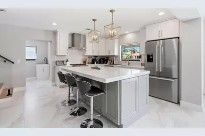 2447 SE 10th Street, Pompano Beach, FL 33062 - Photo 9