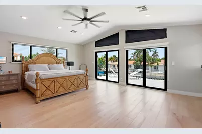 2447 SE 10th Street, Pompano Beach, FL 33062 - Photo 21
