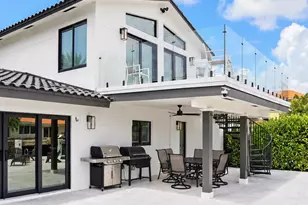 2447 SE 10th St, Pompano Beach, FL 33062 - Photo 5