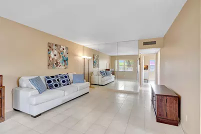 64 Coventry C, West Palm Beach, FL 33417 - Photo 3