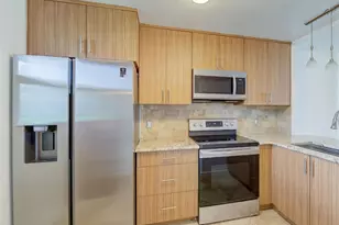 113 Royal Pk Dr, Oakland Park, FL 33309 - Photo 1