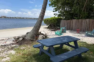 1516 S Lakeside Dr, Lake Worth Beach, FL 33460 - Photo 7