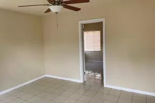 1705 Moffett St, Hollywood, FL 33020 - Photo 5