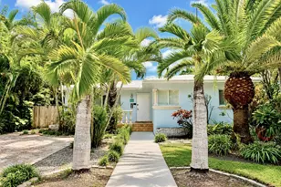 1016 Harrison St, Hollywood, FL 33019 - Photo 3