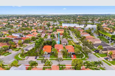 19250 NW 12th Manor, Pembroke Pines, FL 33029 - Photo 49