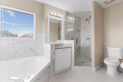 19250 NW 12th Manor, Pembroke Pines, FL 33029 - Photo 29