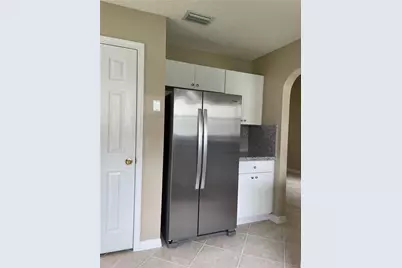19250 NW 12th Manor, Pembroke Pines, FL 33029 - Photo 9