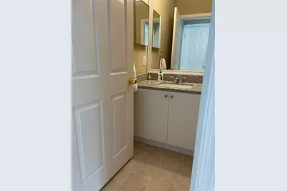 19250 NW 12th Manor, Pembroke Pines, FL 33029 - Photo 11