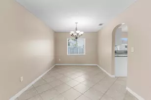 19250 NW 12th Manor, Pembroke Pines, FL 33029 - Photo 15